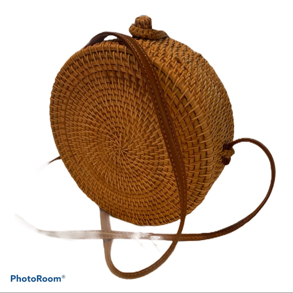 Raffia purse